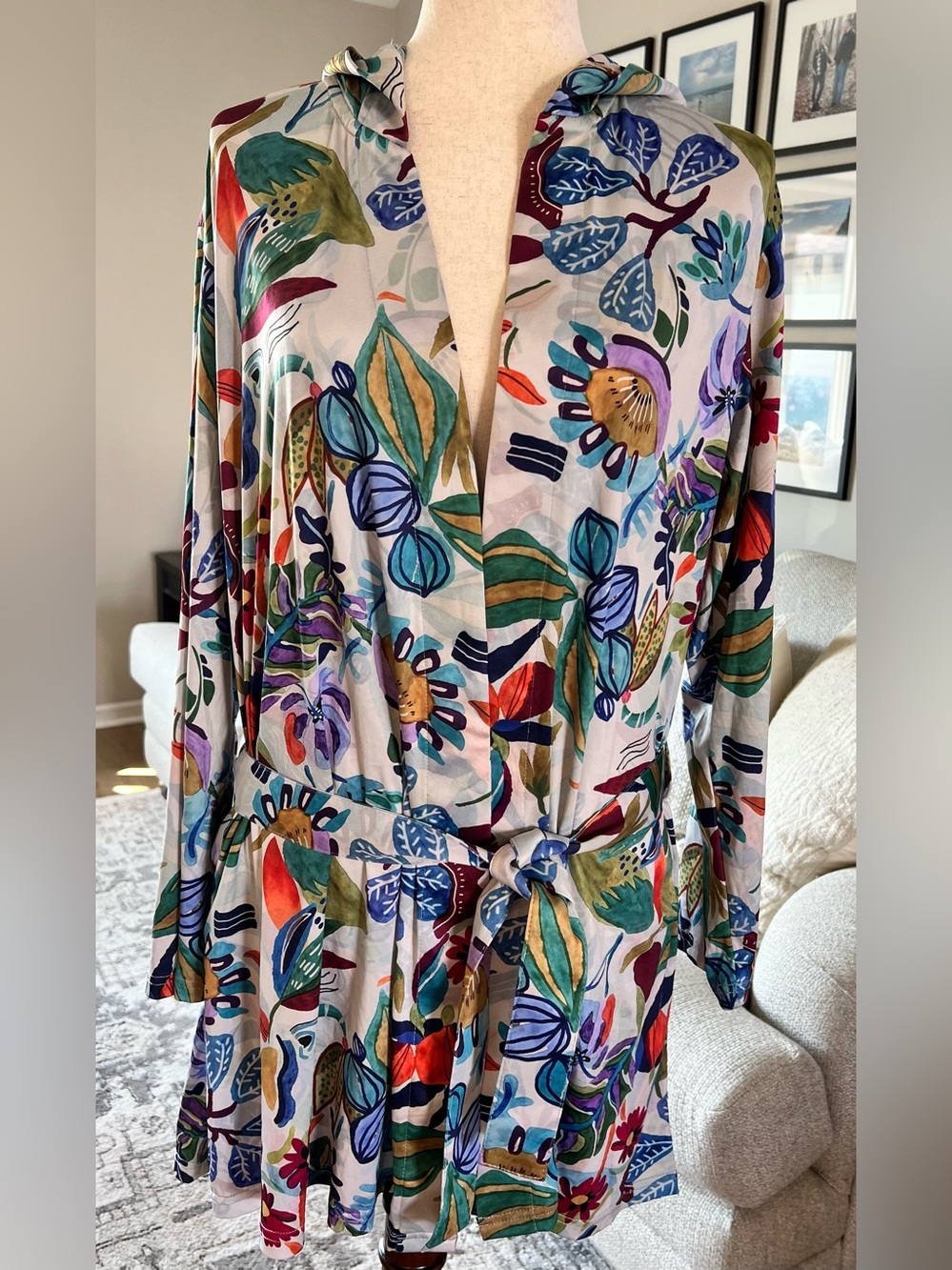 RipSkirt Hawaii Sun Robe Hooded Self Tie Swim Cover Up Resort M/L Happy Florist